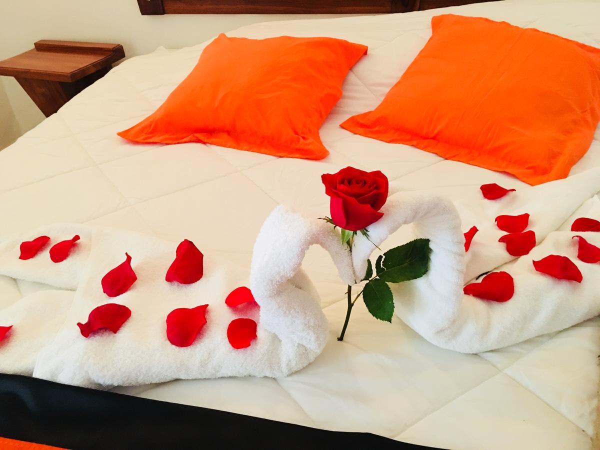 Hotel Vista Lago Сантяго Екстериор снимка