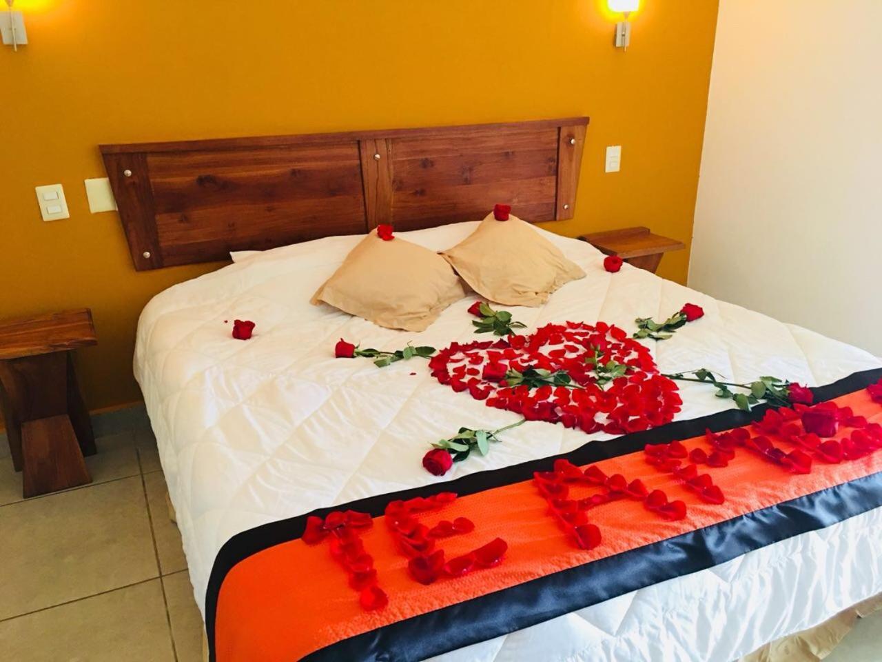 Hotel Vista Lago Сантяго Екстериор снимка